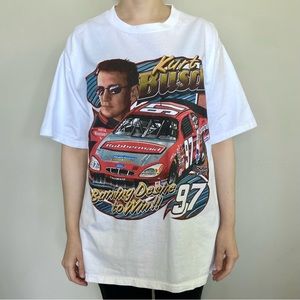 Vintage Chase Authentics NASCAR Kurt Busch race car graphic t-shirt. 🤍